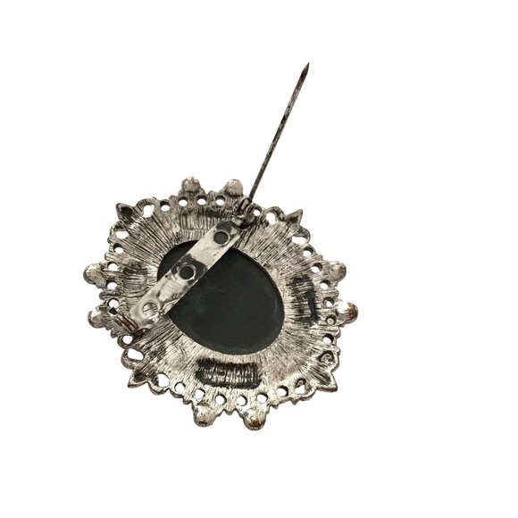 Vintage Victorian Cameo Brooch Pin - Large - Picture 3 of 5